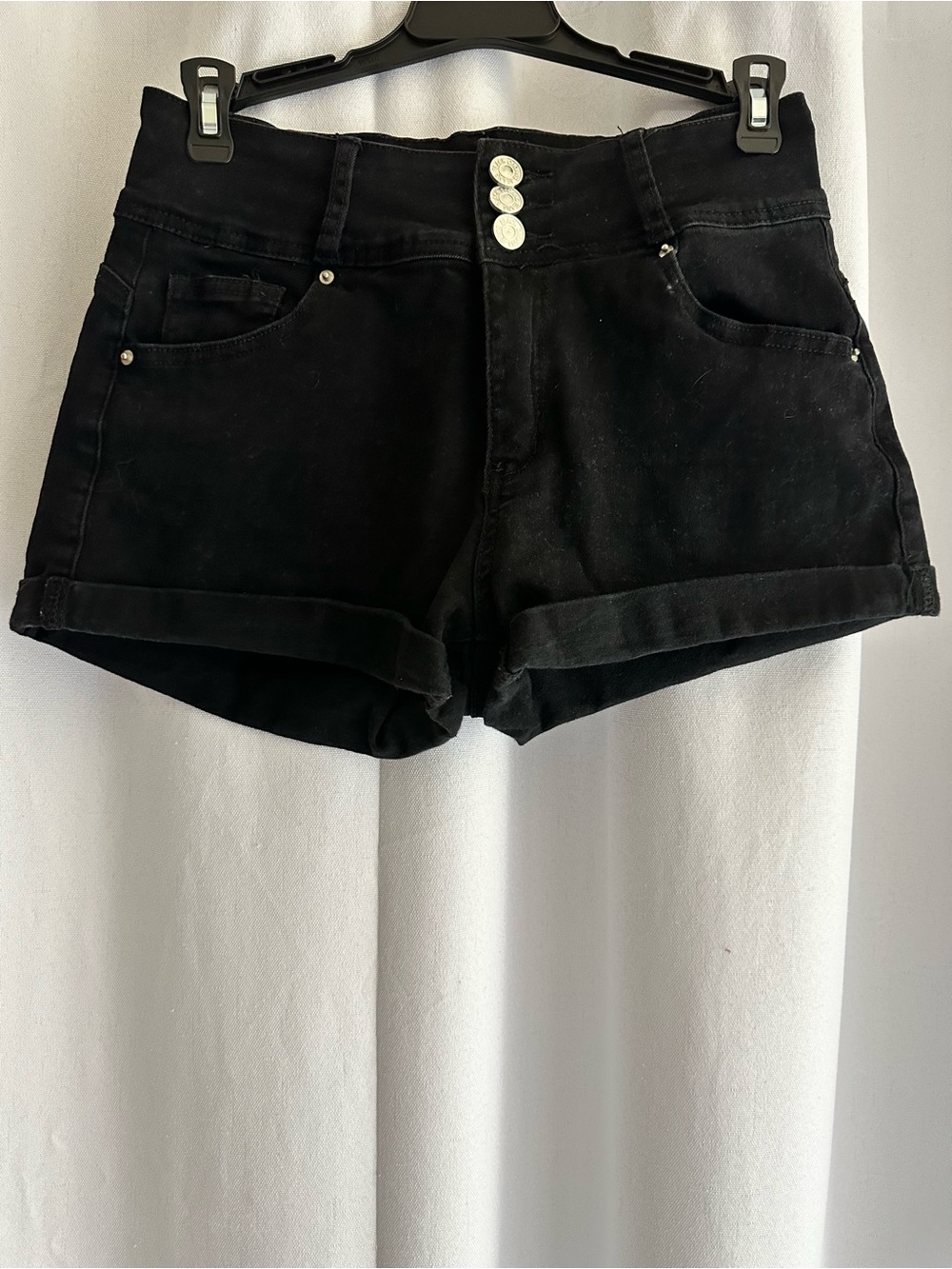 Black High-Waist Roll-Hem Women’s Shorts
